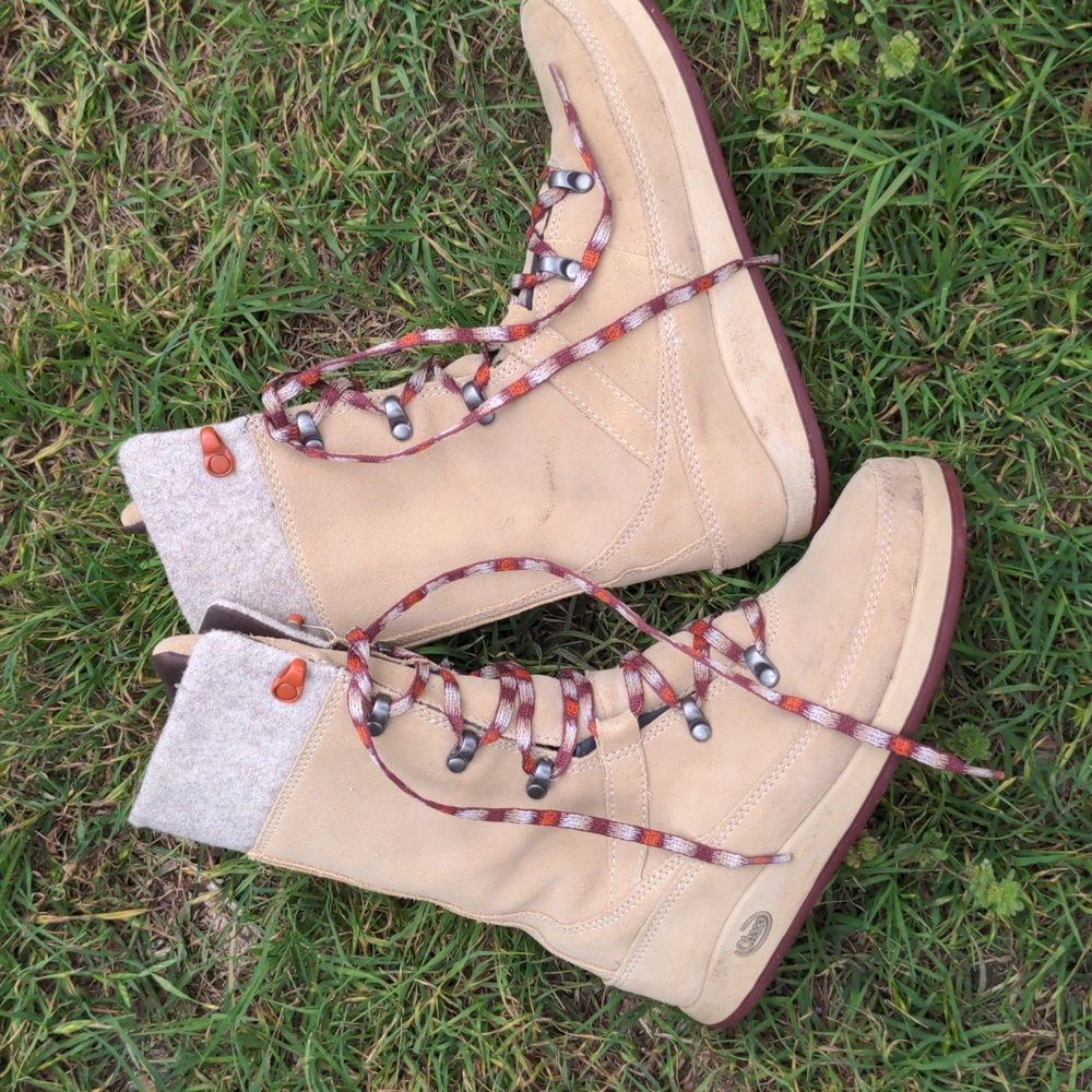 Chaco Uma waterproof snow boot